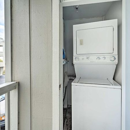 Bright Carolina Beach Condo - Walk To Shore! Exterior foto